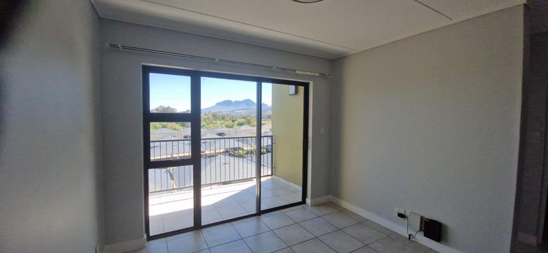 To Let 2 Bedroom Property for Rent in Gordons Bay Western Cape